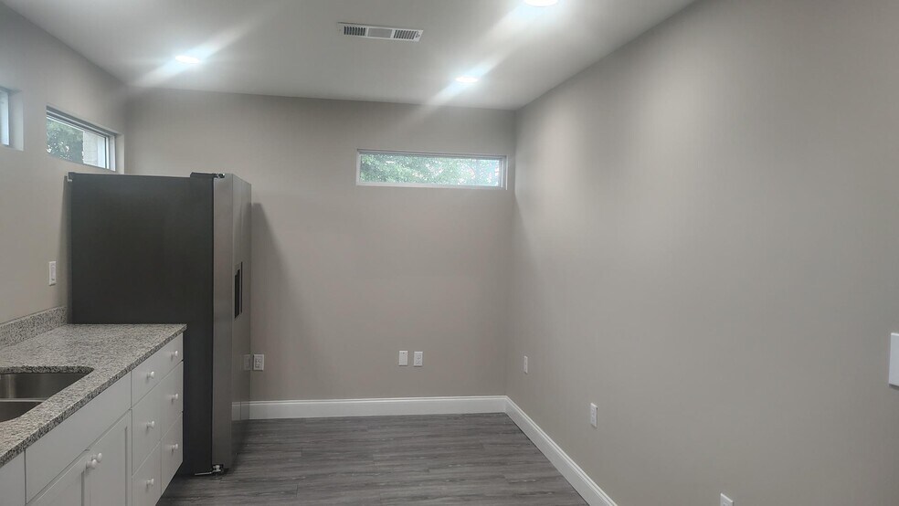 1027 Keith Dr, Perry, GA à louer - Photo intérieure – Image 2 sur 10