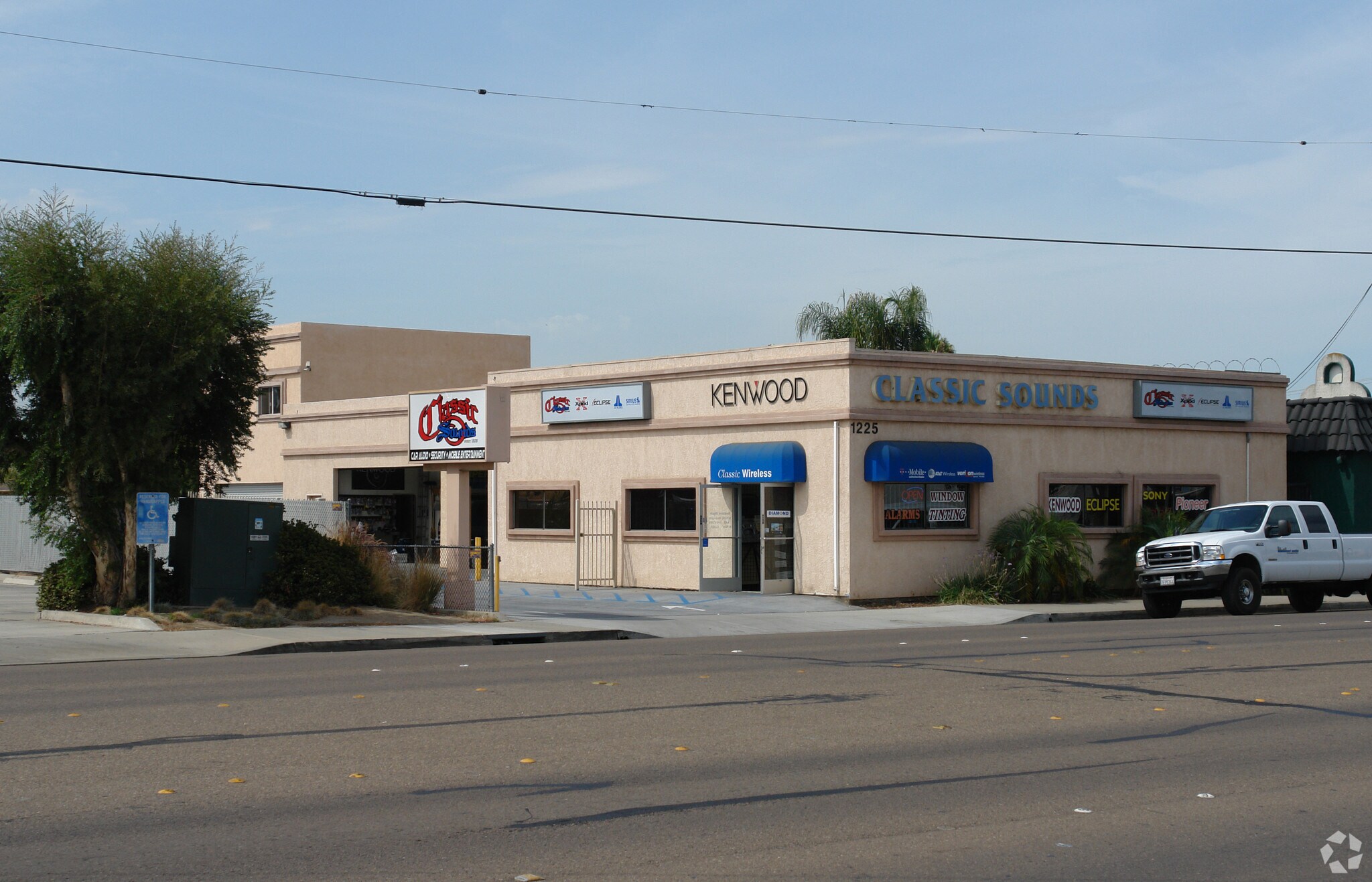 1225 Broadway, El Cajon, CA à louer Photo principale– Image 1 sur 10
