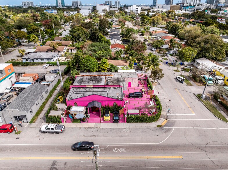 195 NW 40th St, Miami, FL à vendre - Photo de l’immeuble – Image 2 sur 28