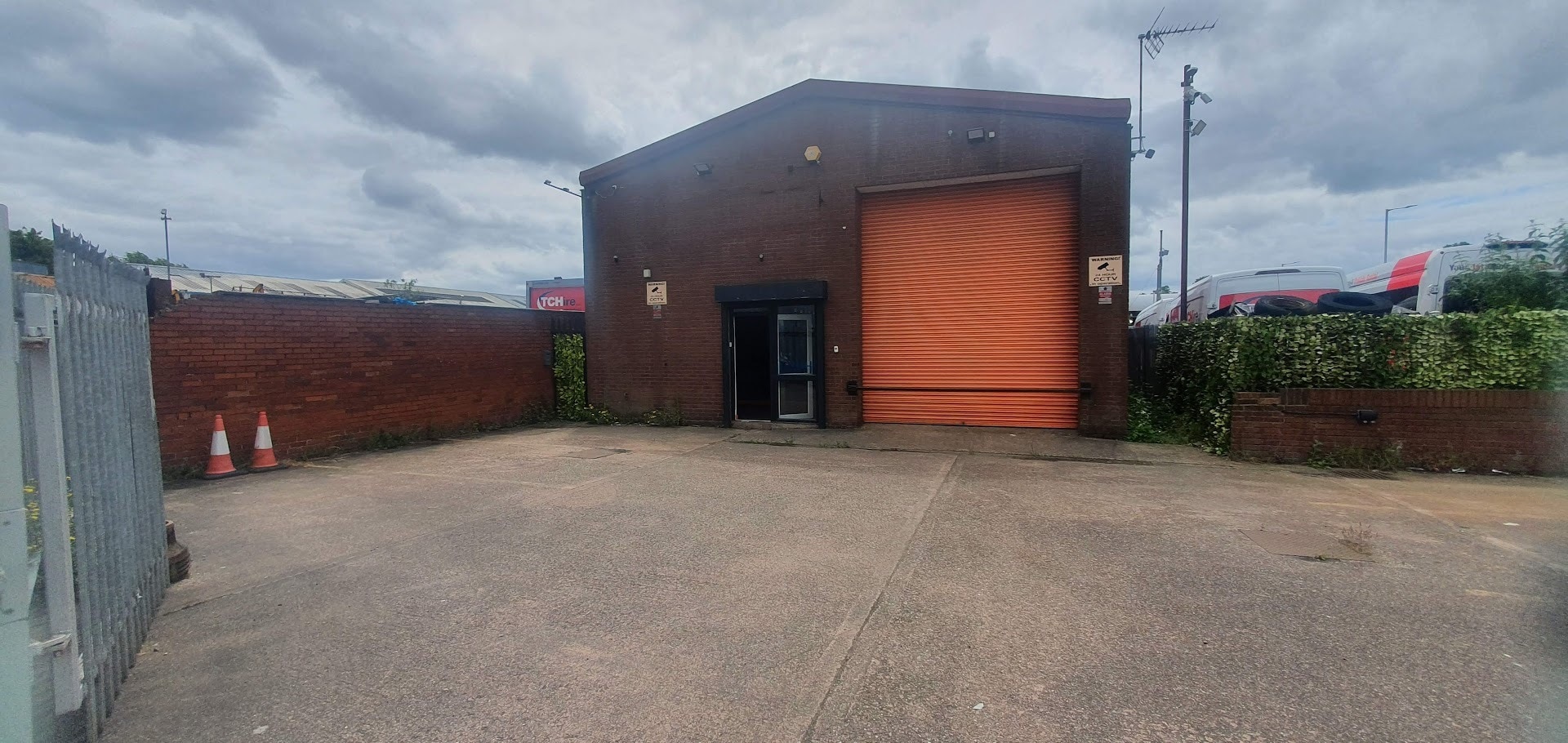 1 Jeddo St, Wolverhampton à louer Photo principale– Image 1 sur 2