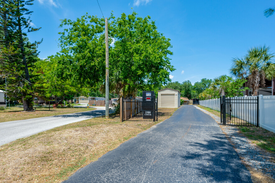 2100 S Nova Rd, South Daytona, FL à vendre - Photo de l’immeuble – Image 3 sur 49