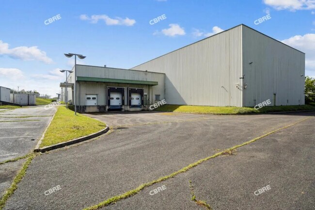 Plus de détails pour Local d’activités à vendre