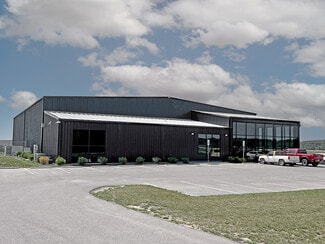 Plus de détails pour 9405 Airport Blvd, Mascoutah, IL - Spécialisé à vendre