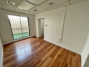 10600 W Pico Blvd, Los Angeles, CA à louer Photo intérieure– Image 1 sur 9