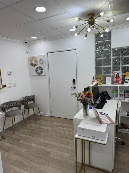 1444 Aviation Blvd, Redondo Beach, CA à louer - Photo intérieure – Image 3 sur 6