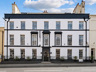 Plus de détails pour 32 High West St, Dorchester - Hôtellerie à vendre