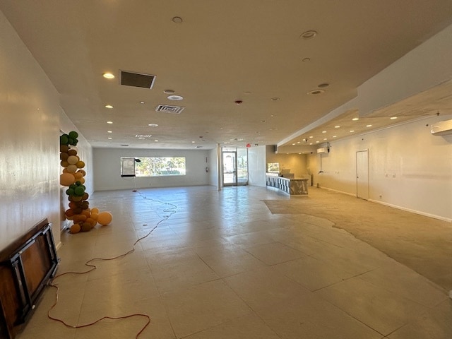 14173 Green Tree Blvd, Victorville, CA à louer Photo de l’immeuble– Image 1 sur 3