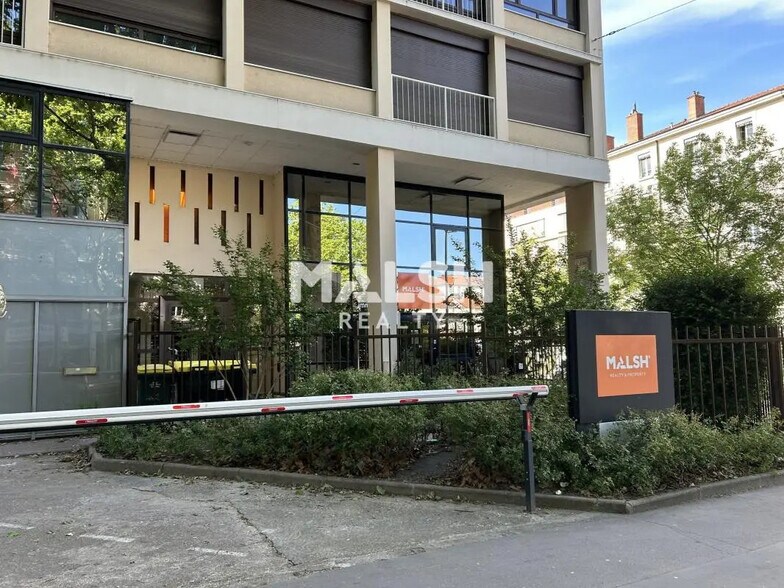 Bureau dans Lyon à louer - Photo de l’immeuble – Image 3 sur 16