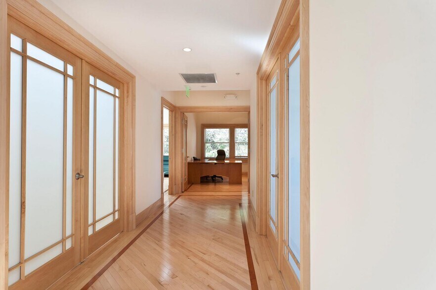 1330 Post Rd E, Westport, CT à louer - Photo intérieure – Image 2 sur 8