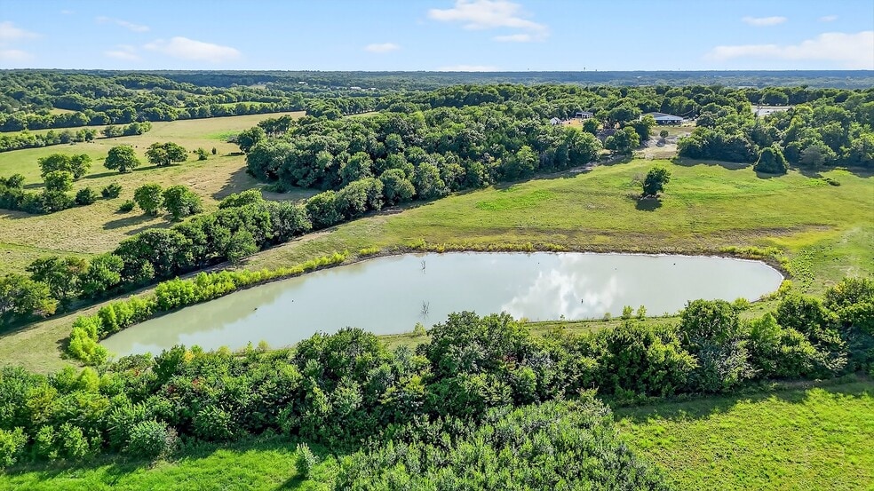 5262 FM 896, Leonard, TX à vendre - Photo de l’immeuble – Image 3 sur 18