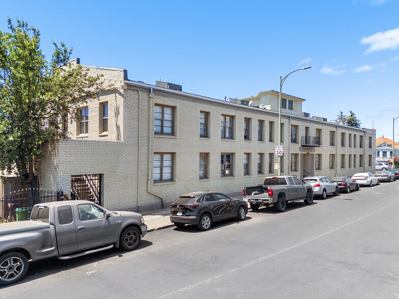 4609 Bond St, Oakland, CA à vendre - Photo de l’immeuble – Image 2 sur 14