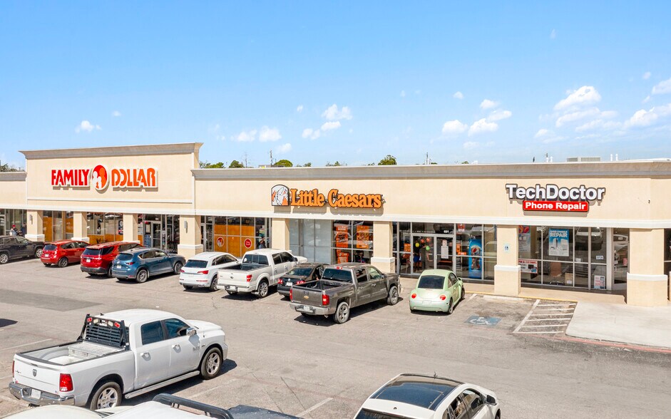 621-625 E 42nd St, Odessa, TX à vendre - Photo de l’immeuble – Image 3 sur 7