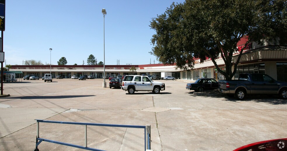 9204-9282 FM 1960 West, Houston, TX à louer - Photo de l’immeuble – Image 3 sur 11