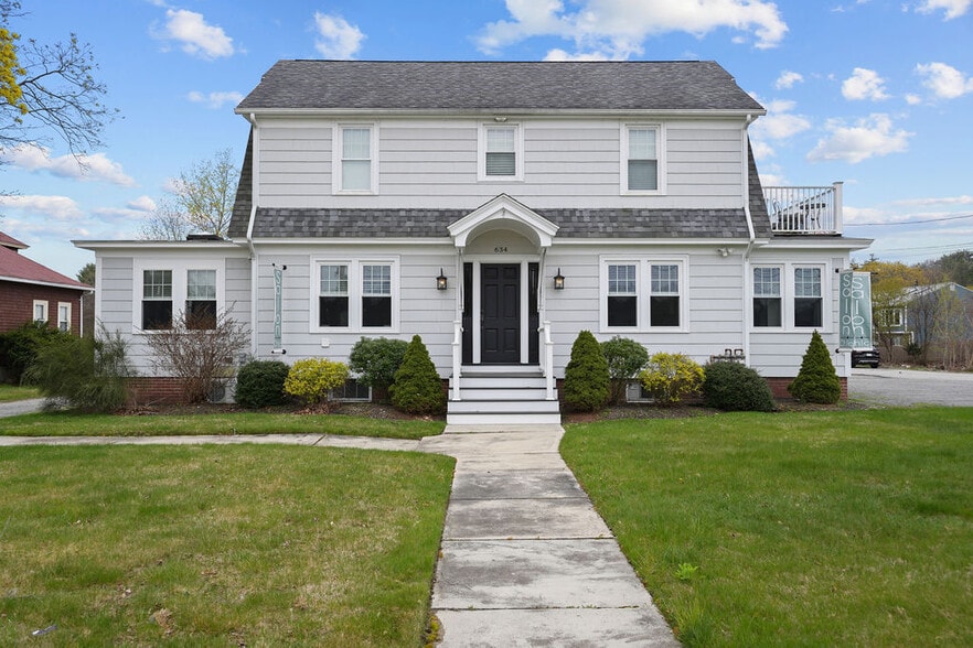 634 Putnam Pike, Greenville, RI à louer - Photo de l’immeuble – Image 2 sur 34
