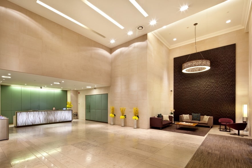 1 Mayfair Pl, Londres à louer - Hall d’entrée – Image 2 sur 22