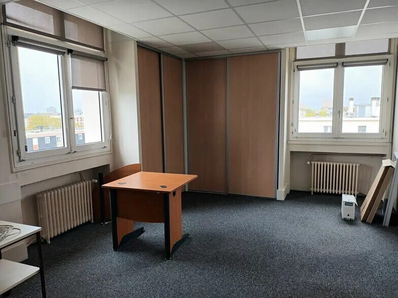 Bureau dans Le Havre à louer - Photo de l’immeuble – Image 2 sur 5
