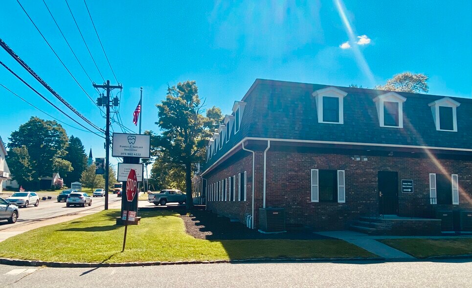 1467 Union Valley Rd, West Milford, NJ à louer - Photo de l’immeuble – Image 1 sur 16
