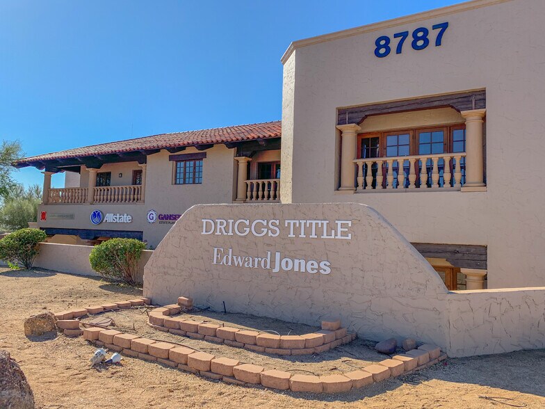 8787 E Pinnacle Peak Rd, Scottsdale, AZ à louer - Photo de l’immeuble – Image 1 sur 18