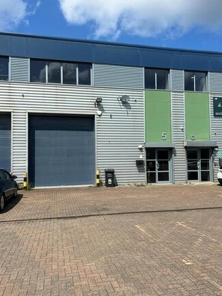 Plus de détails pour Platinum Rd, Manchester - Industriel/Logistique à louer