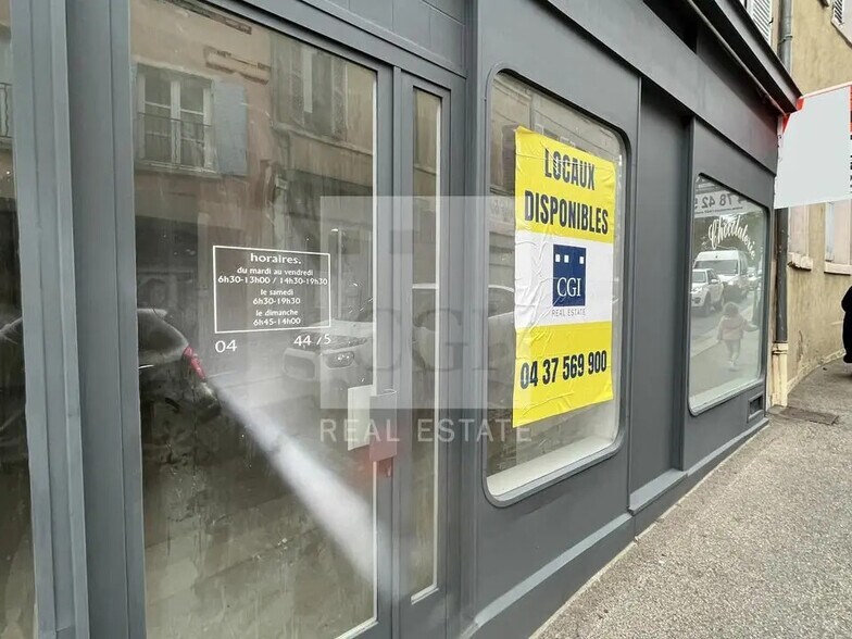 Bureau dans Francheville à louer - Photo de l’immeuble – Image 1 sur 3