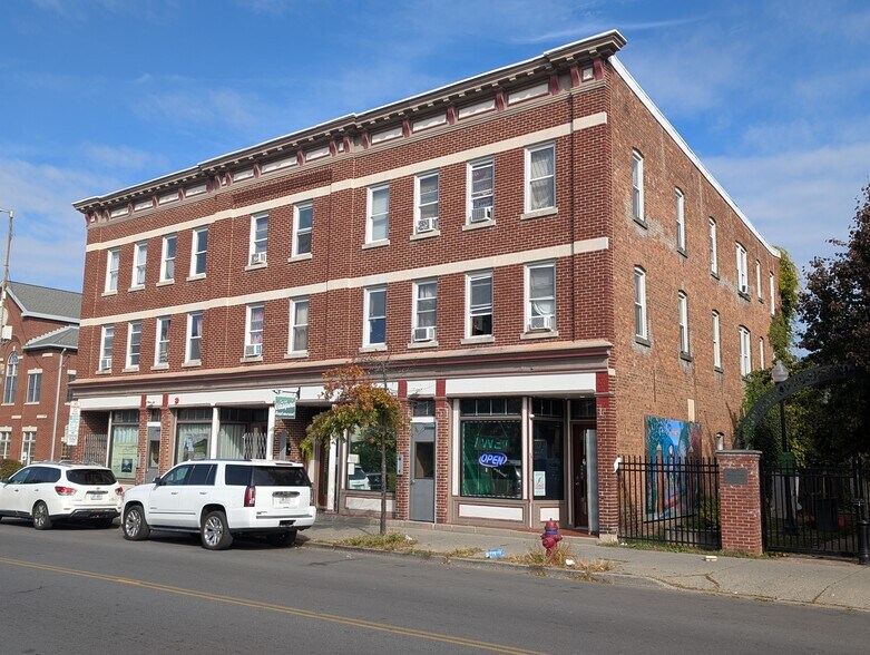 78-82 Garden St, Poughkeepsie, NY à vendre - Photo de l’immeuble – Image 3 sur 4