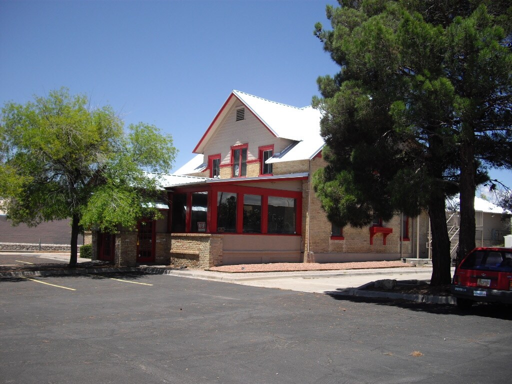 523 E Idaho Ave, Las Cruces, NM à vendre Photo principale– Image 1 sur 18