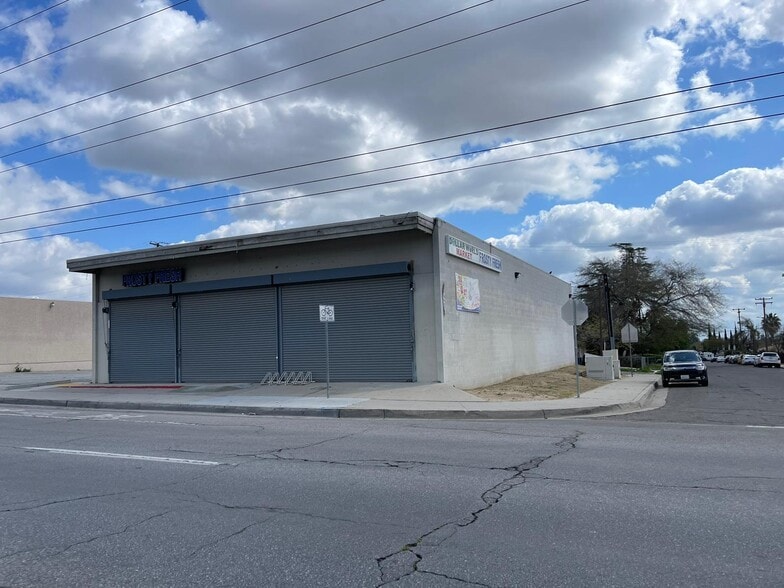 1201 Columbus St, Bakersfield, CA à vendre - Photo de l’immeuble – Image 3 sur 7