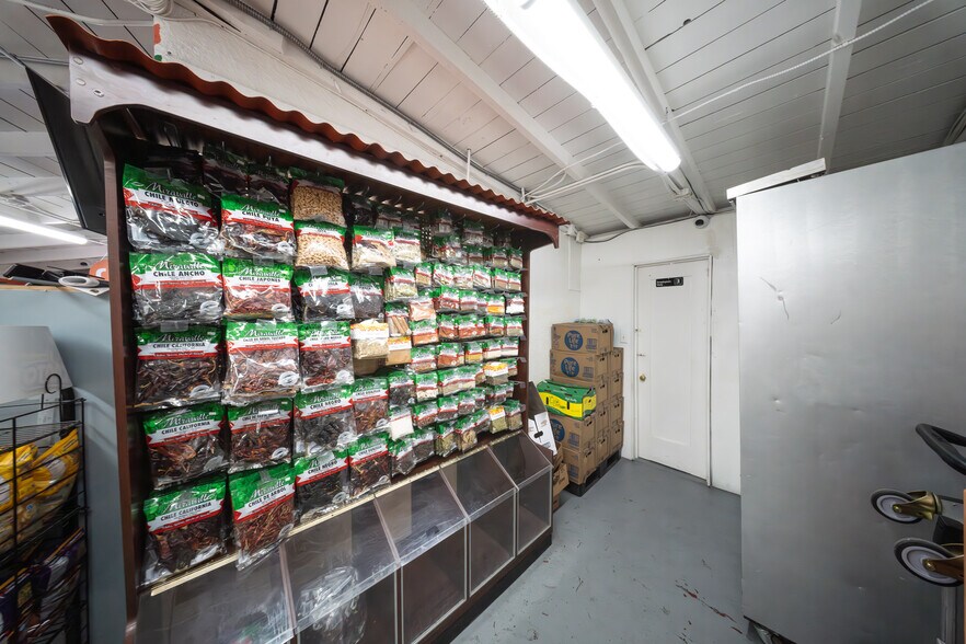 8506 Santa Fe Ave, Huntington Park, CA à louer - Photo de l’immeuble – Image 3 sur 30