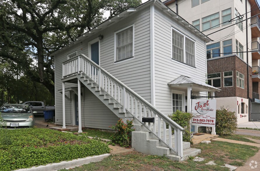 600 W 9th St, Austin, TX à louer - Photo principale – Image 1 sur 6