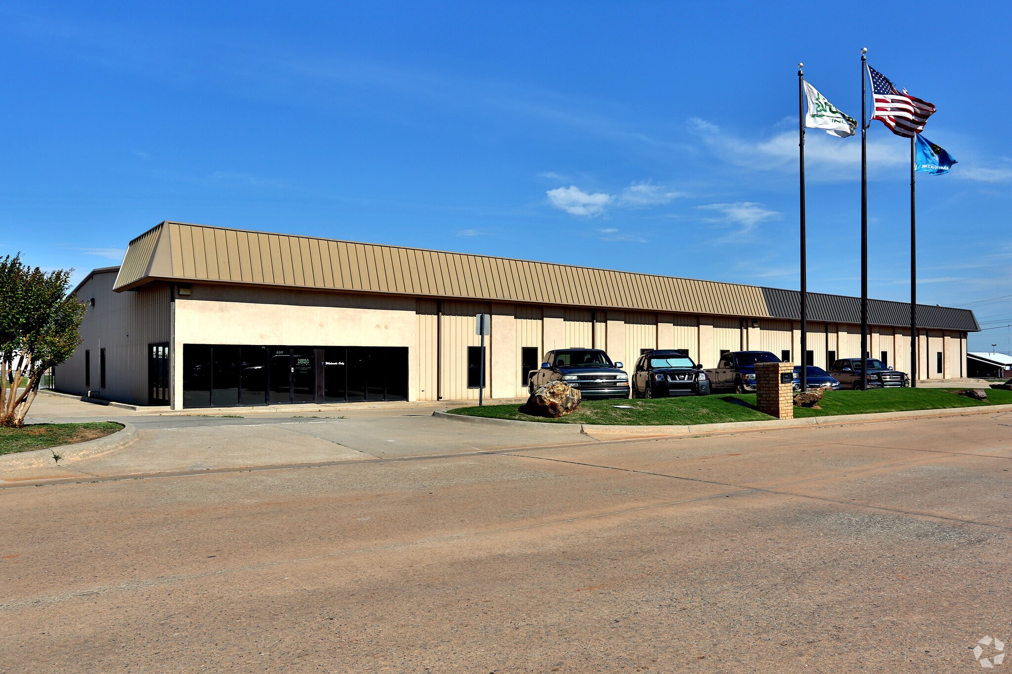 8317 Gateway Ter, Oklahoma City, OK à vendre Photo principale– Image 1 sur 23