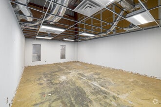 100 Readington Rd, Branchburg, NJ à louer Photo intérieure– Image 2 sur 14