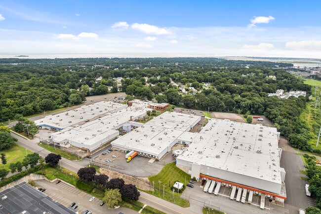 Plus de détails pour 500 Bic Dr, Milford, CT - Bureau, Industriel/Logistique à louer