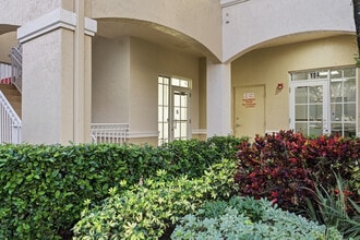 5401 N University Dr, Coral Springs, FL à louer Photo de l’immeuble– Image 2 sur 22