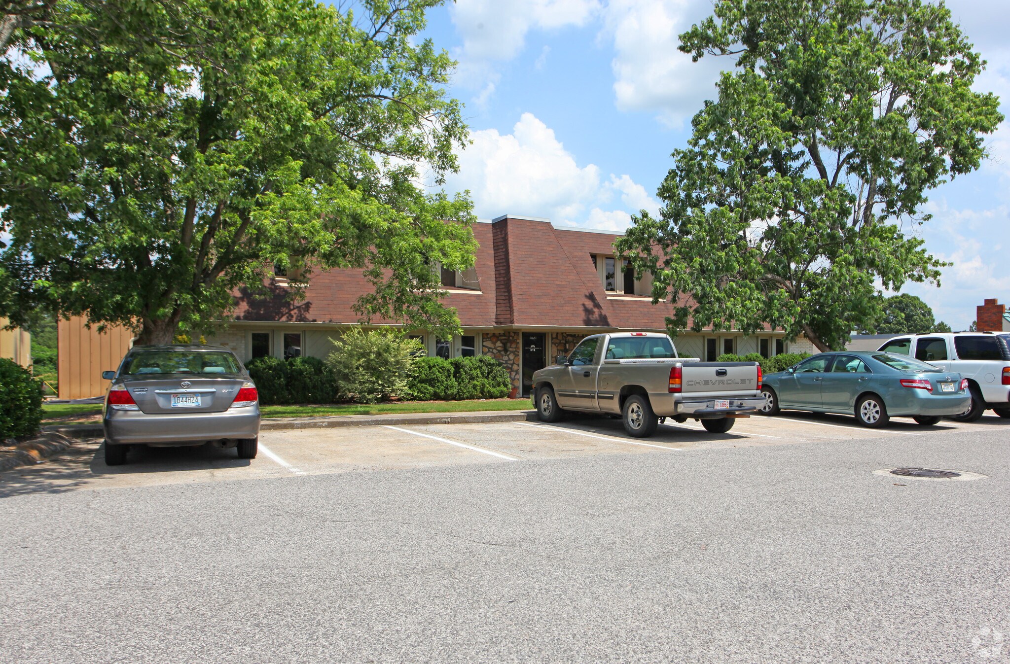 3431 Lorna Ln, Birmingham, AL à louer Photo principale– Image 1 sur 5