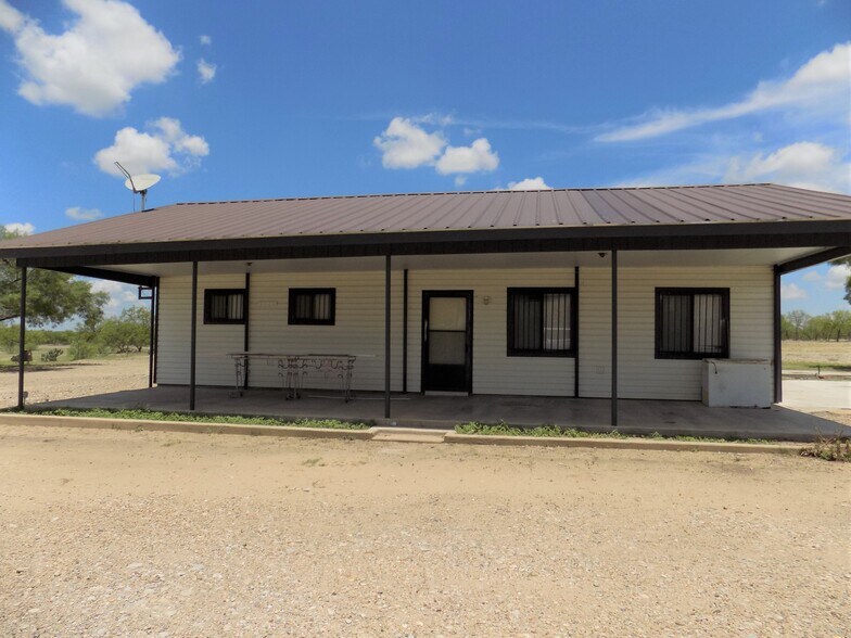 20541 FM 1021, El Indio, TX à vendre - Photo de l’immeuble – Image 2 sur 8
