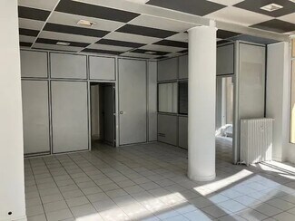 Plus de détails pour Local commercial à louer