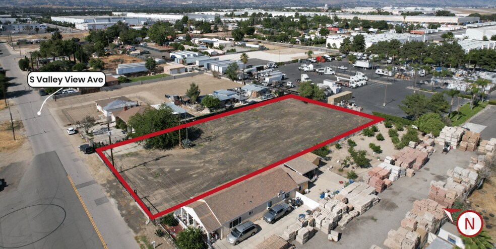 683 S Valley View Ave, San Bernardino, CA à vendre - Photo de l’immeuble – Image 2 sur 3