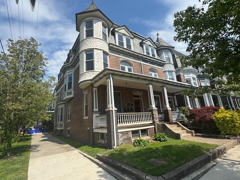 Olde Uptown Portfolio portefeuille de 1 biens à vendre sur LoopNet.fr - Photo de l’immeuble – Image 3 sur 19