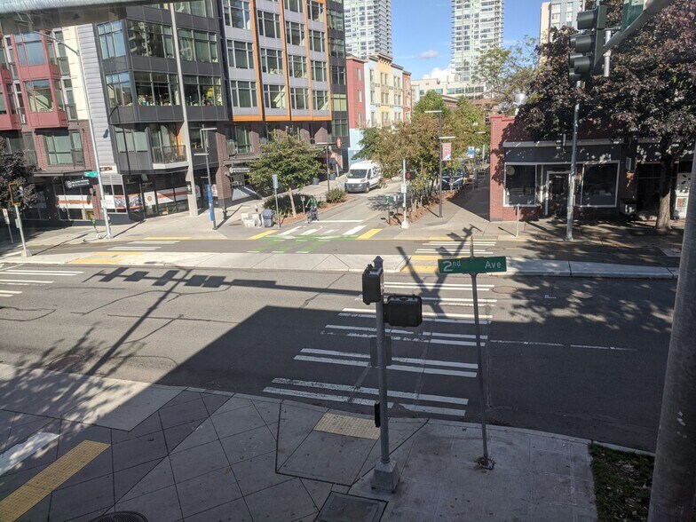 123 Bell St, Seattle, WA à louer - Photo de l’immeuble – Image 3 sur 4