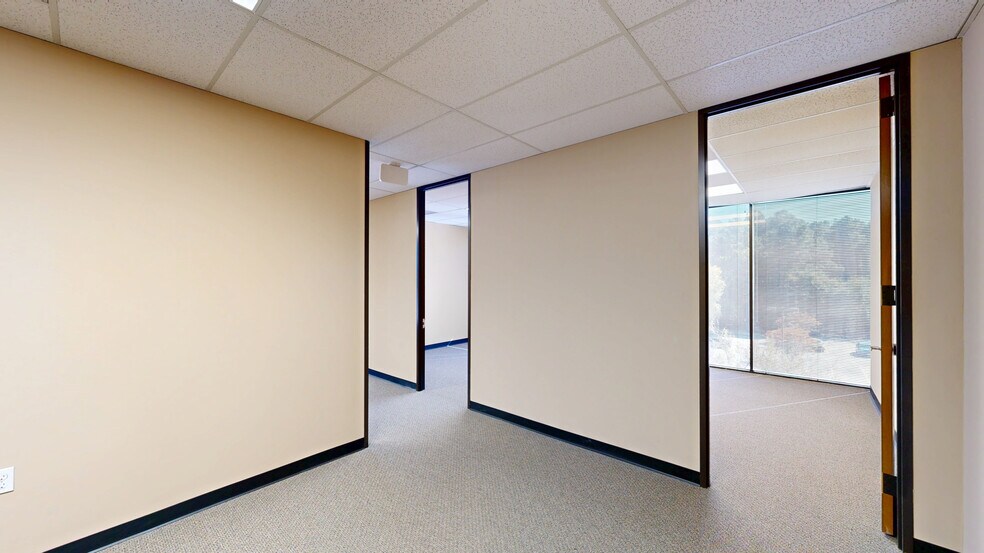 719 Sawdust Rd, The Woodlands, TX à louer - Numérisation 3D Matterport – Image 3 sur 12