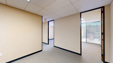 719 Sawdust Rd, The Woodlands, TX à louer Numérisation 3D Matterport– Image 1 sur 5