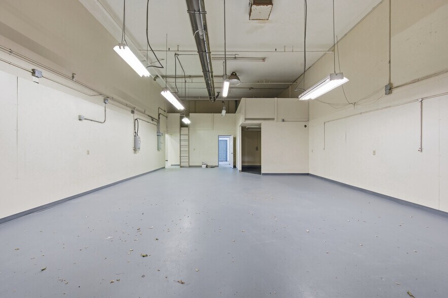 12150 Charles Dr, Grass Valley, CA à vendre - Photo de l’immeuble – Image 3 sur 19