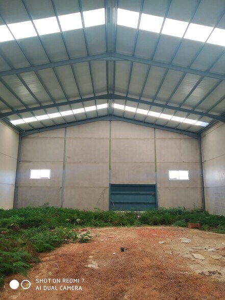 Industriel/Logistique dans Malpartida de Cáceres à vendre - Photo de l’immeuble – Image 2 sur 5