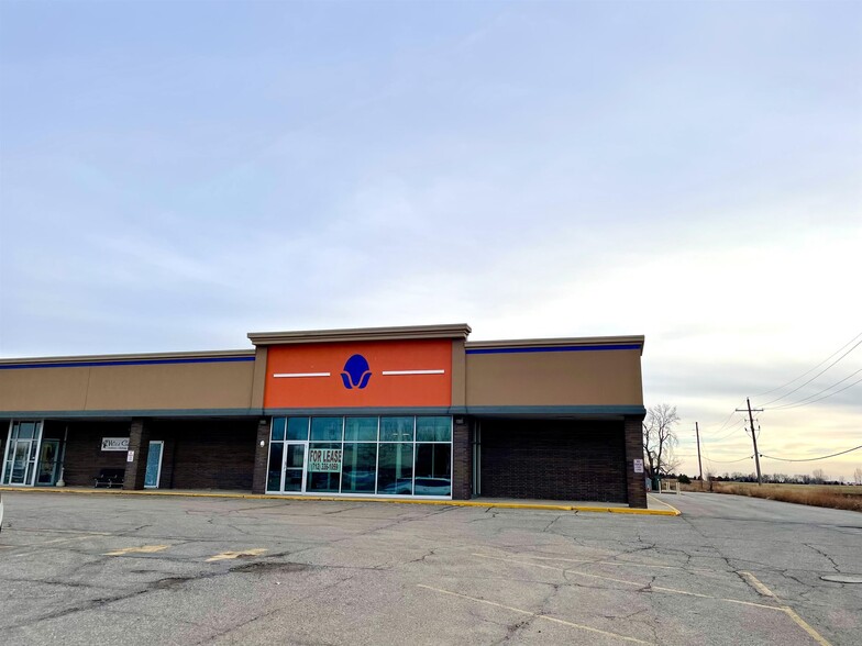 1521 18th St, Spirit Lake, IA à louer - Photo de l’immeuble – Image 1 sur 24