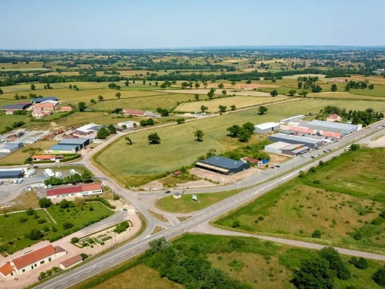 Terrain dans Vitry-en-Charollais à vendre - Aérien – Image 2 sur 6