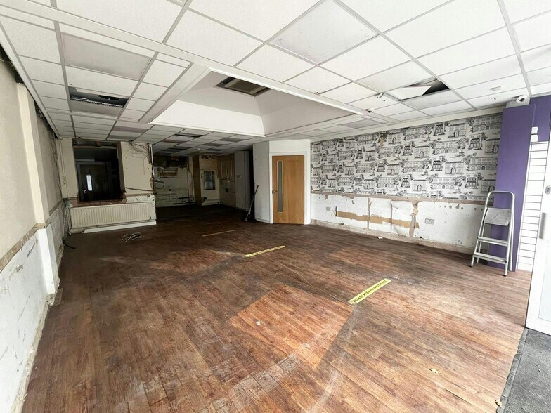 80 Coombe Ln, Londres à louer - Photo de l’immeuble – Image 2 sur 6