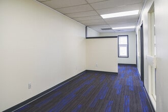 1826 E Platte Ave, Colorado Springs, CO à louer Photo intérieure– Image 1 sur 18