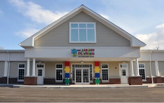 Plus de détails pour 266-276 S Main St, Newtown, CT - Local commercial à louer