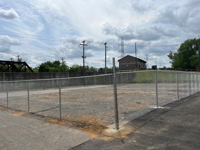 100 W Main St, Bound Brook, NJ à louer - Photo de l’immeuble – Image 3 sur 15