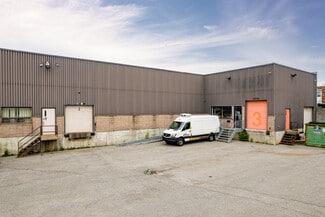 Plus de détails pour 795 Boul Curé-Labelle, Laval, QC - Local commercial à vendre